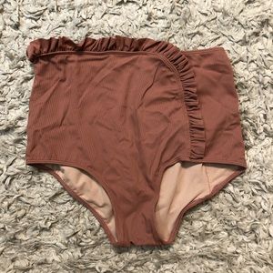 Kortni Jeane bottoms